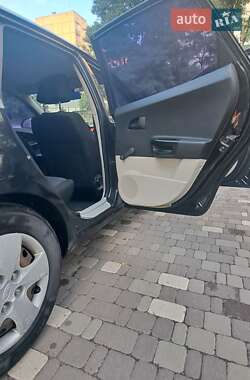 Хэтчбек Kia Ceed 2007 в 
