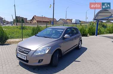 Хетчбек Kia Ceed 2007 в Мукачевому