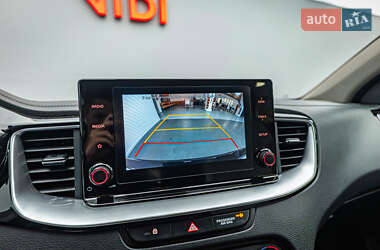 Хэтчбек Kia Ceed 2021 в 