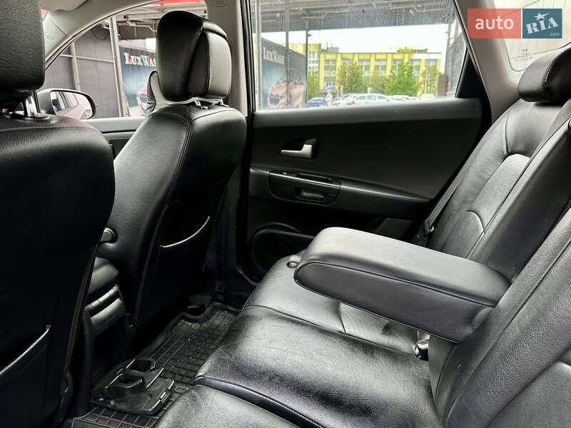 Универсал Kia Ceed 2010 в Львове