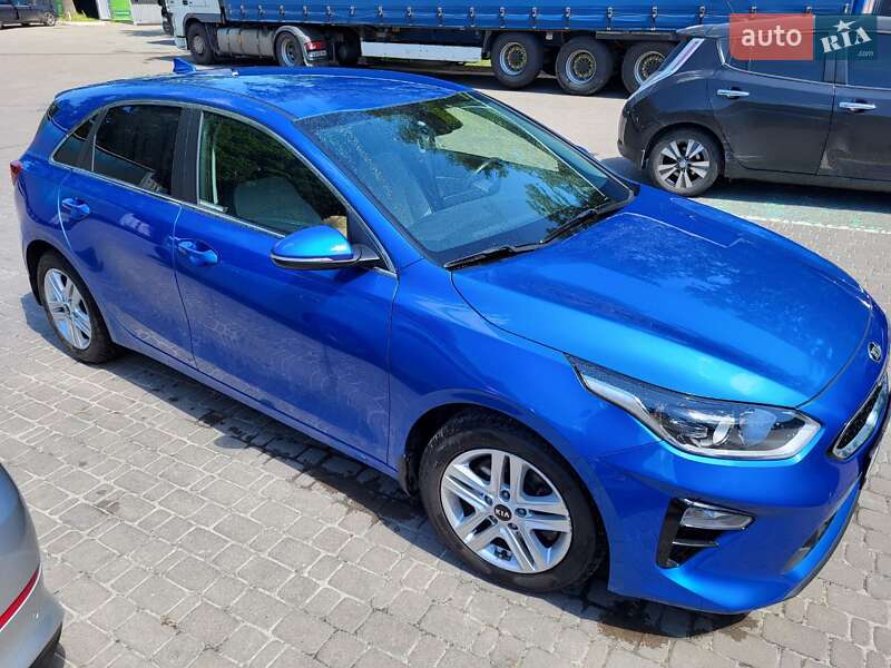 Хэтчбек Kia Ceed 2018 в Киеве