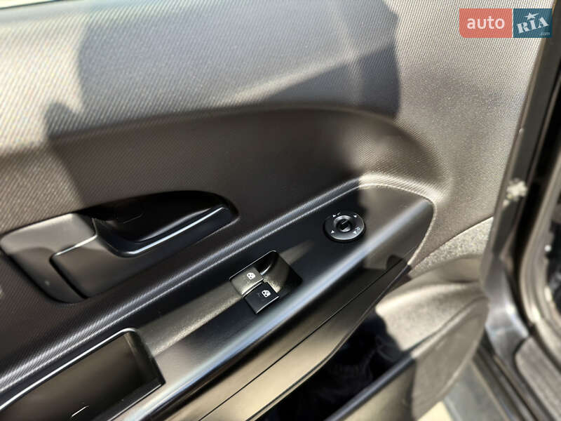 Универсал Kia Ceed 2011 в Луцке