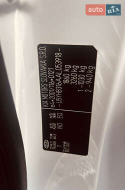 Хэтчбек Kia Ceed 2010 в 