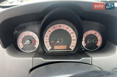 Хэтчбек Kia Ceed 2008 в 