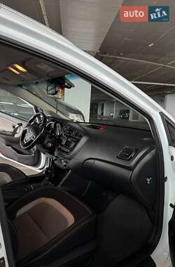 Универсал Kia Ceed 2013 в 