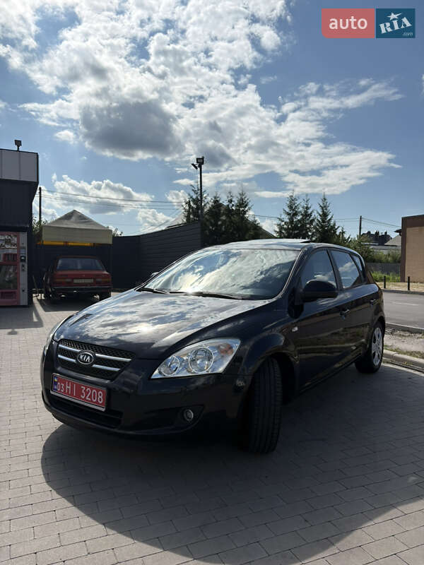 Хэтчбек Kia Ceed 2008 в Белой Церкви
