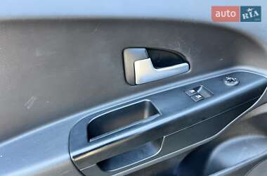 Хэтчбек Kia Ceed 2008 в 