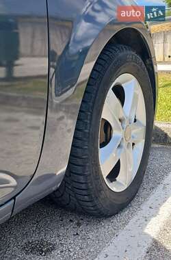 Универсал Kia Ceed 2012 в 