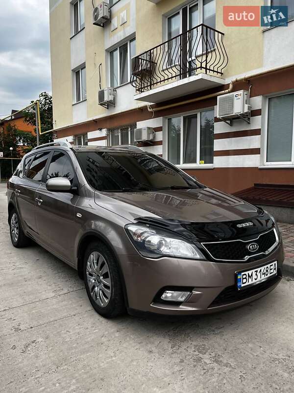 Kia Ceed 2012
