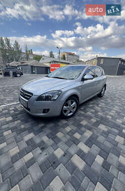 Хетчбек Kia Ceed 2007 в Миколаєві