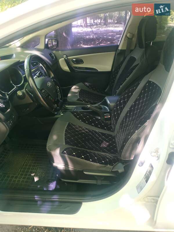 Хетчбек Kia Ceed 2013 в Новоукраїнці