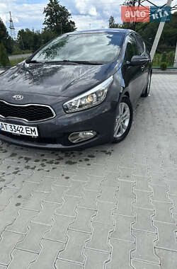 Хетчбек Kia Ceed 2013 в Турці