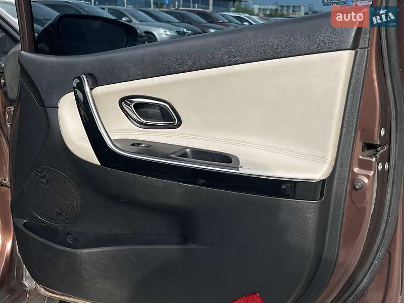 Хэтчбек Kia Ceed 2013 в Львове