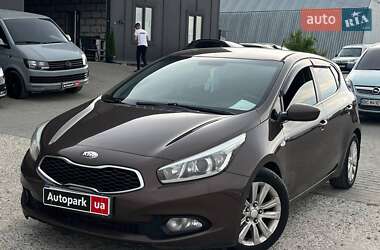 Хэтчбек Kia Ceed 2013 в Львове