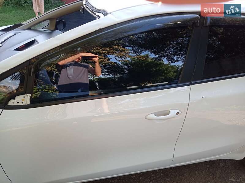 Хэтчбек Kia Ceed 2013 в Кагарлыке