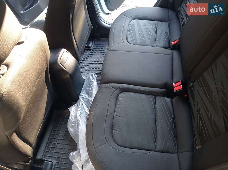 Хэтчбек Kia Ceed 2013 в Кагарлыке