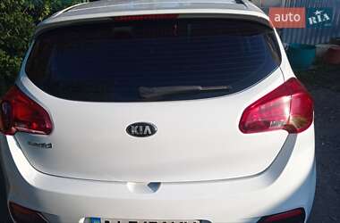 Хэтчбек Kia Ceed 2013 в 