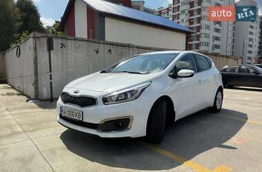 Хэтчбек Kia Ceed 2017 в Киеве