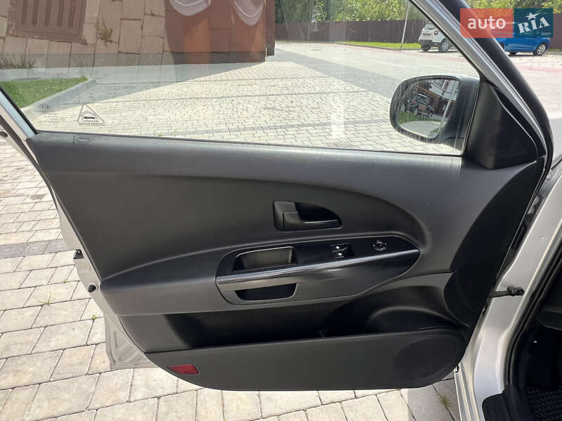 Хэтчбек Kia Ceed 2010 в Ивано-Франковске