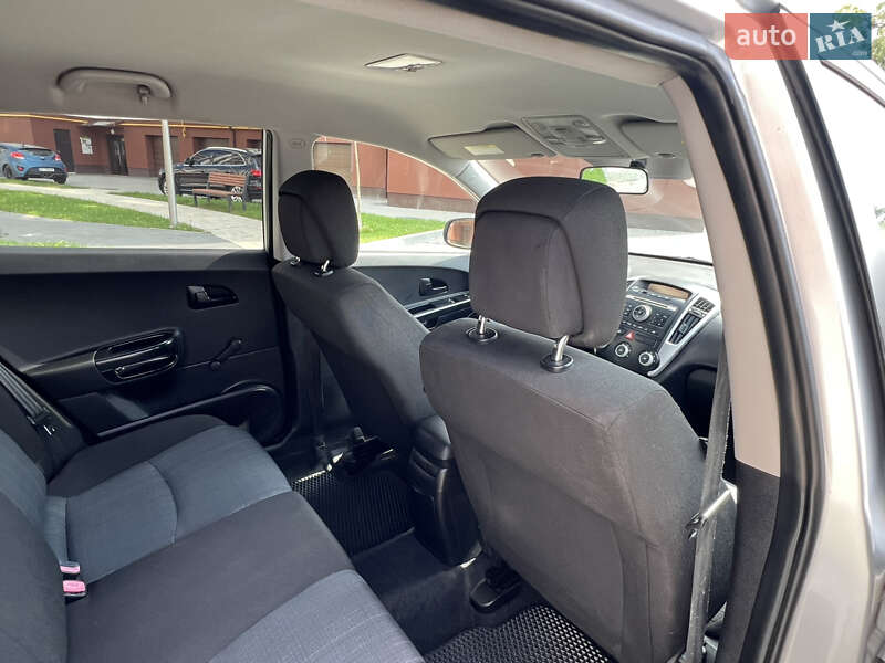 Хэтчбек Kia Ceed 2010 в Ивано-Франковске