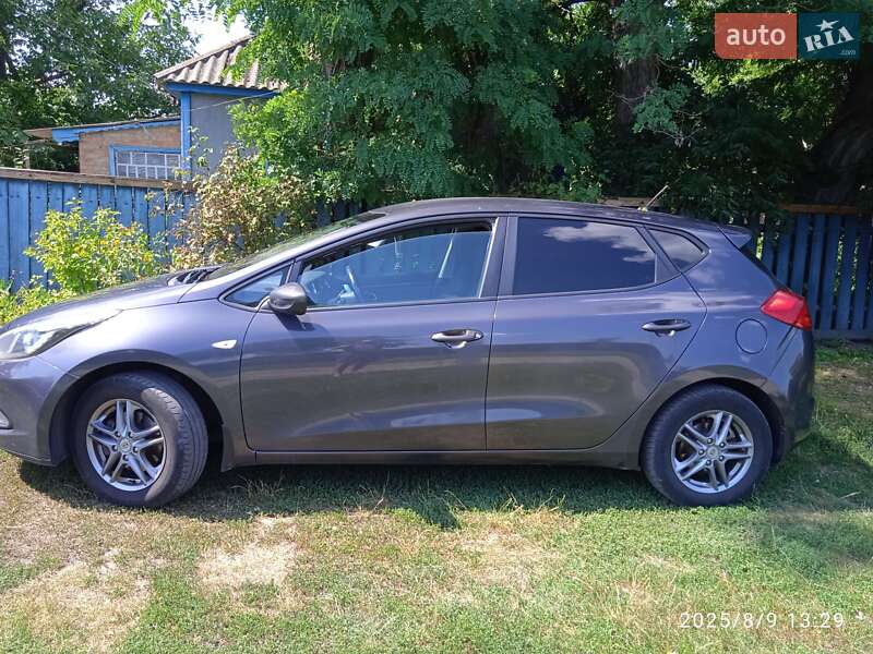 Хэтчбек Kia Ceed 2012 в Переяславе фото 13 Хэтчбек Kia Ceed 2012 в Переяславе