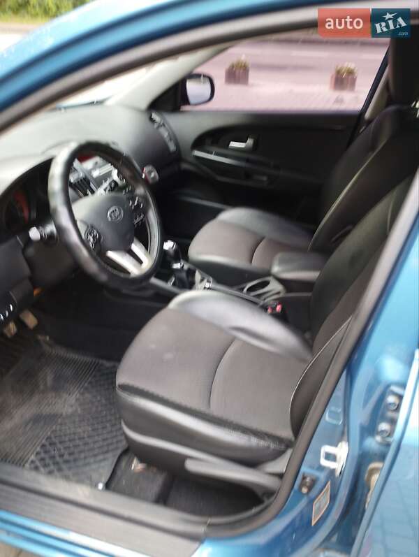 Универсал Kia Ceed 2012 в Львове