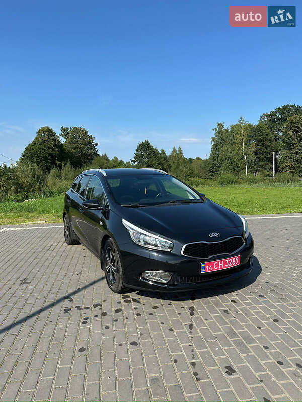 Универсал Kia Ceed 2015 в Долине