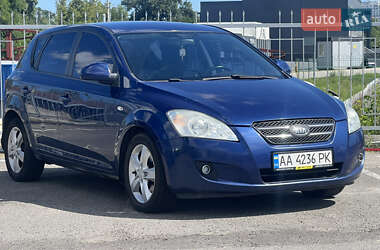 Хэтчбек Kia Ceed 2008 в Киеве