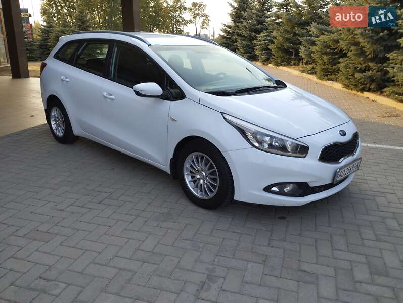 Универсал Kia Ceed 2013 в Харькове фото 5 Универсал Kia Ceed 2013 в Харькове