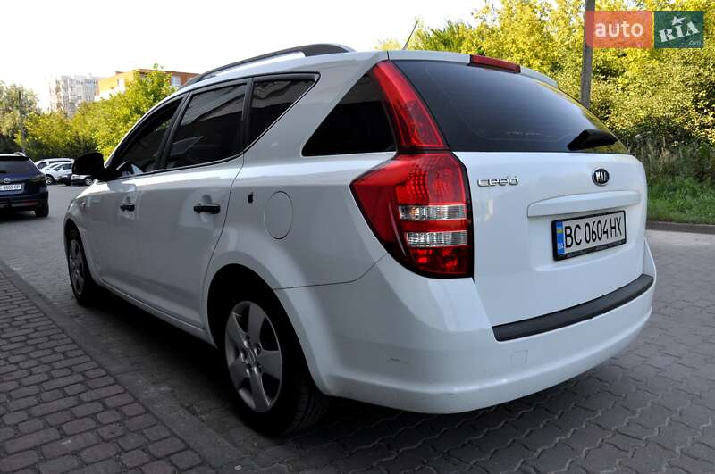 Универсал Kia Ceed 2009 в Львове