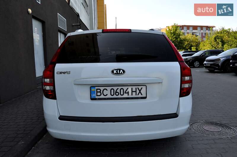 Универсал Kia Ceed 2009 в Львове