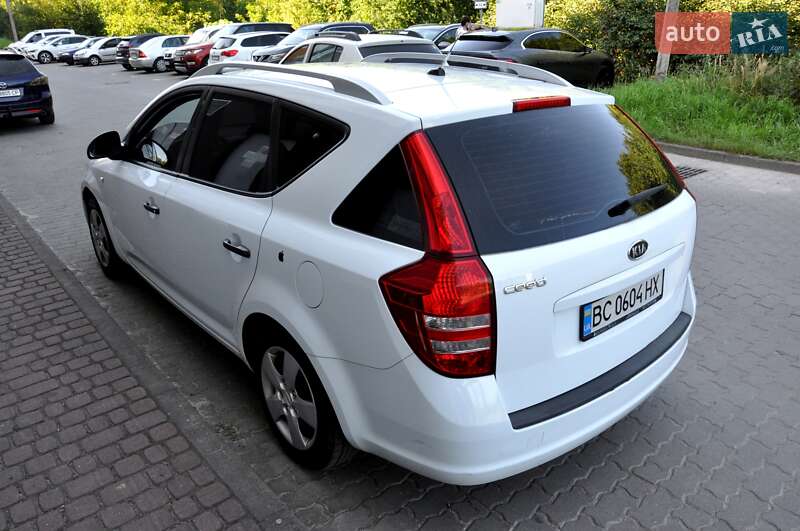 Универсал Kia Ceed 2009 в Львове