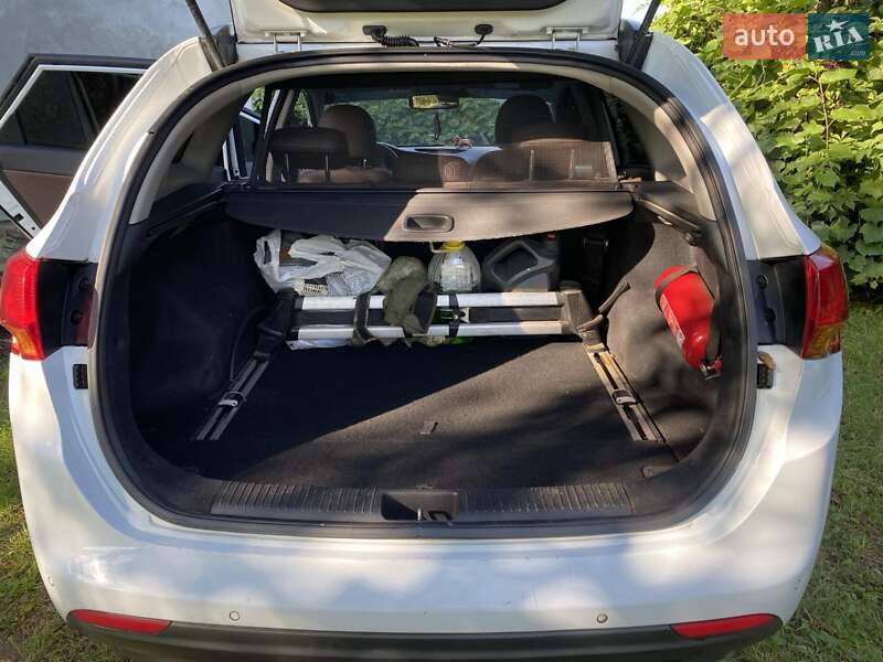 Универсал Kia Ceed 2013 в Львове