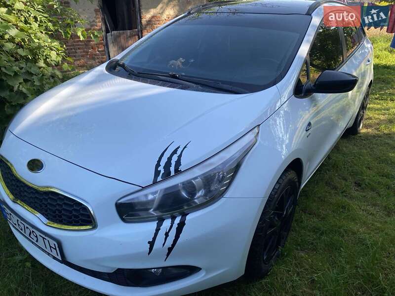 Универсал Kia Ceed 2013 в Львове