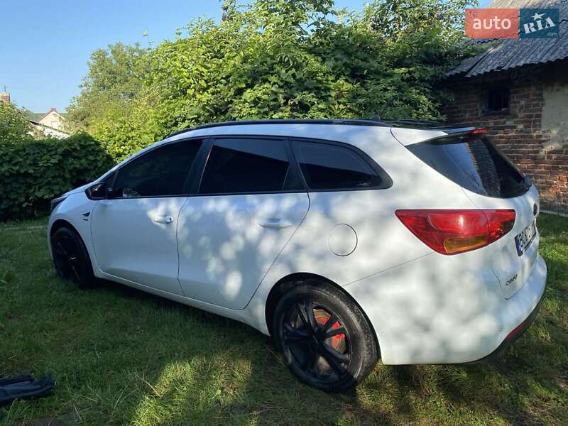 Универсал Kia Ceed 2013 в Львове
