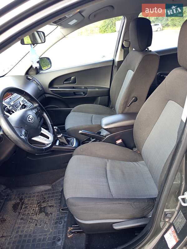 Універсал Kia Ceed 2009 в Запоріжжі