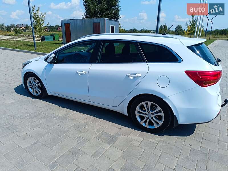 Универсал Kia Ceed 2012 в Здолбунове