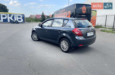 Хетчбек Kia Ceed 2009 в Києві