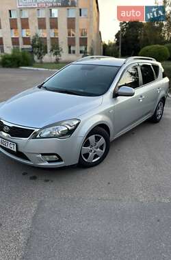 Універсал Kia Ceed 2011 в Києві