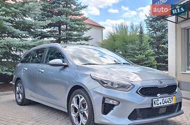 Універсал Kia Ceed 2018 в Сваляві