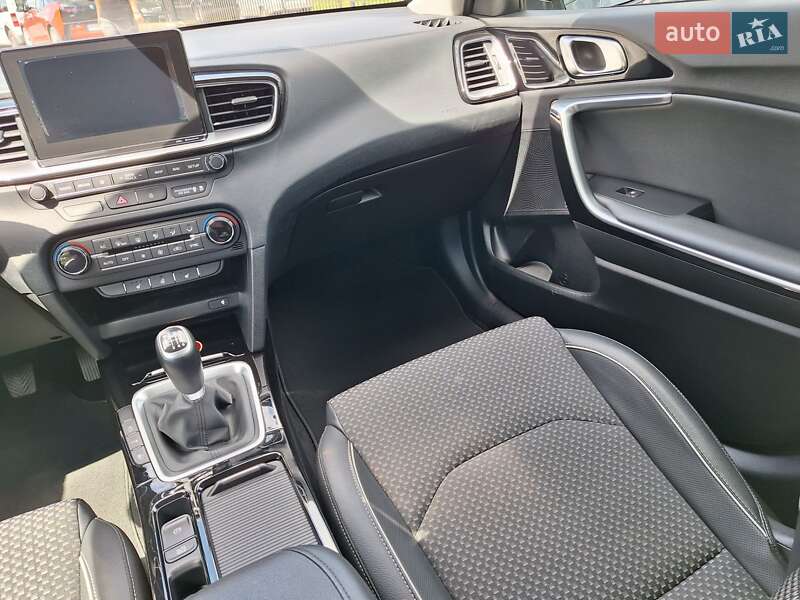 Универсал Kia Ceed 2018 в Сваляве фото 40 Универсал Kia Ceed 2018 в Сваляве