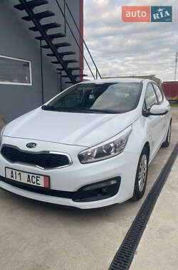 Хетчбек Kia Ceed 2016 в Калуші