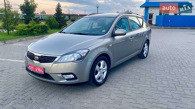 Универсал Kia Ceed 2010 в 