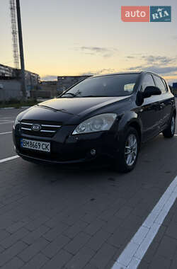 Хэтчбек Kia Ceed 2007 в Сумах