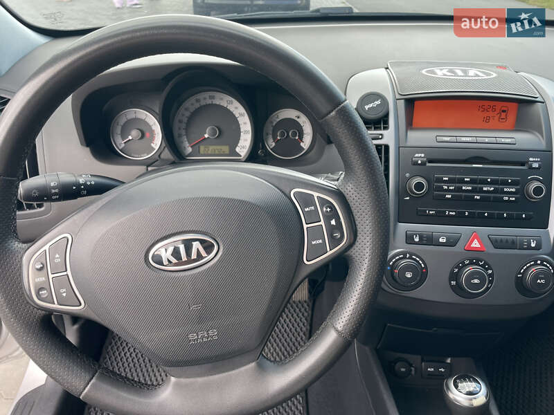 Хэтчбек Kia Ceed 2007 в Полтаве