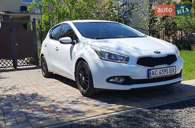 Хэтчбек Kia Ceed 2012 в Луцке
