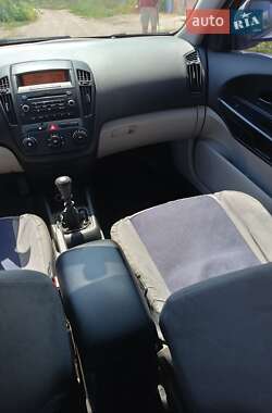 Хетчбек Kia Ceed 2008 в Кропивницькому
