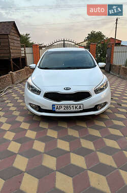 Хетчбек Kia Ceed 2015 в Запоріжжі