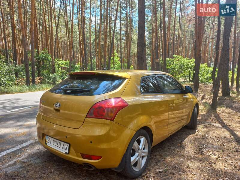 Хэтчбек Kia Ceed 2008 в Полтаве