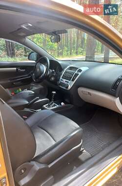Хэтчбек Kia Ceed 2008 в Полтаве